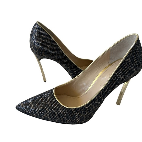 Enzo Angiolini Infinity Metallic Leopard Print Pointed Toe Heels - Picture 4 of 12